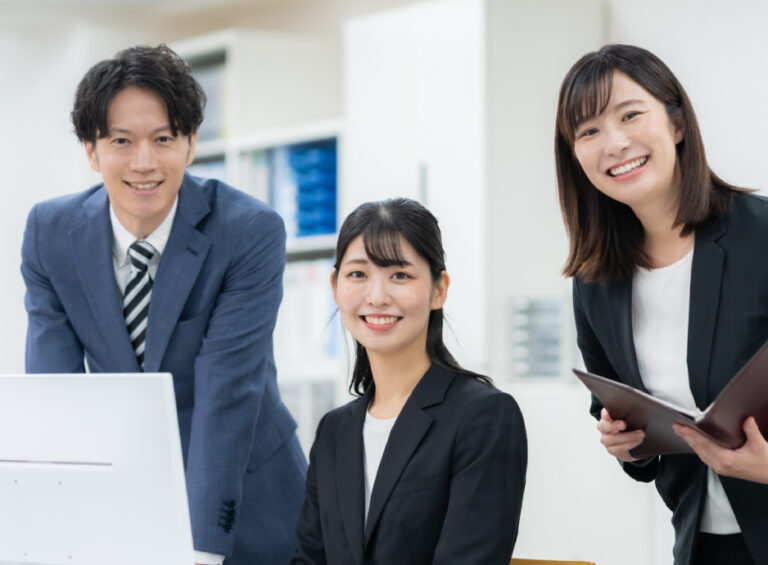 労務管理・事務作業スタッフ　株式会社ラムダ